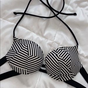 Black and white push up bikini top